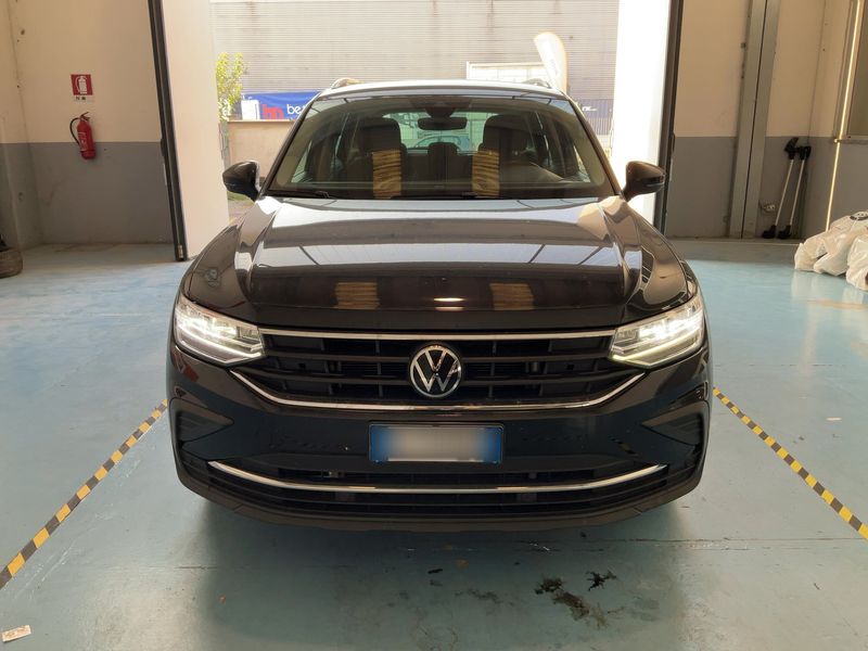 car Volkswagen Tiguan id334529 photo #9