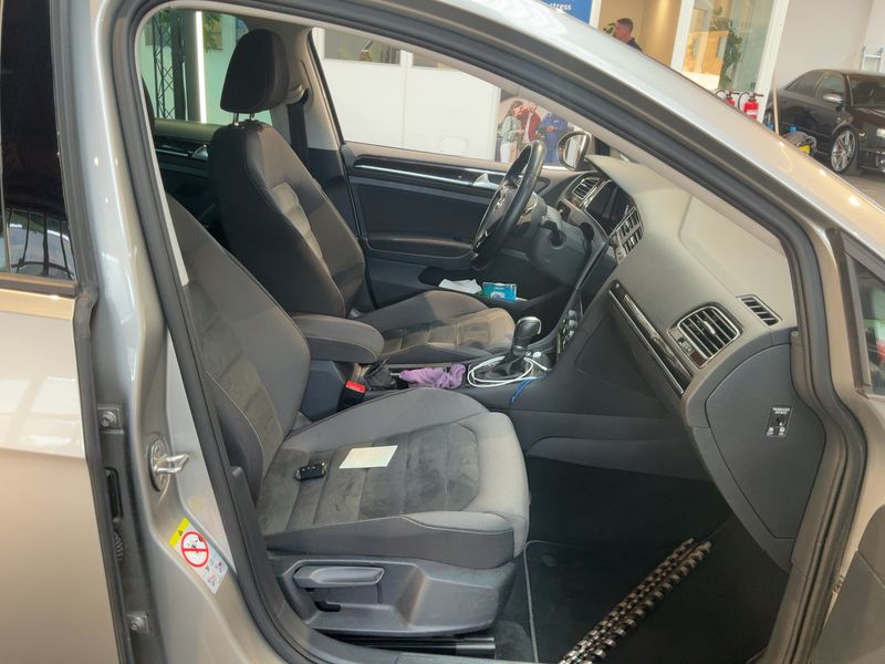 car Volkswagen Golf id334538 photo #11