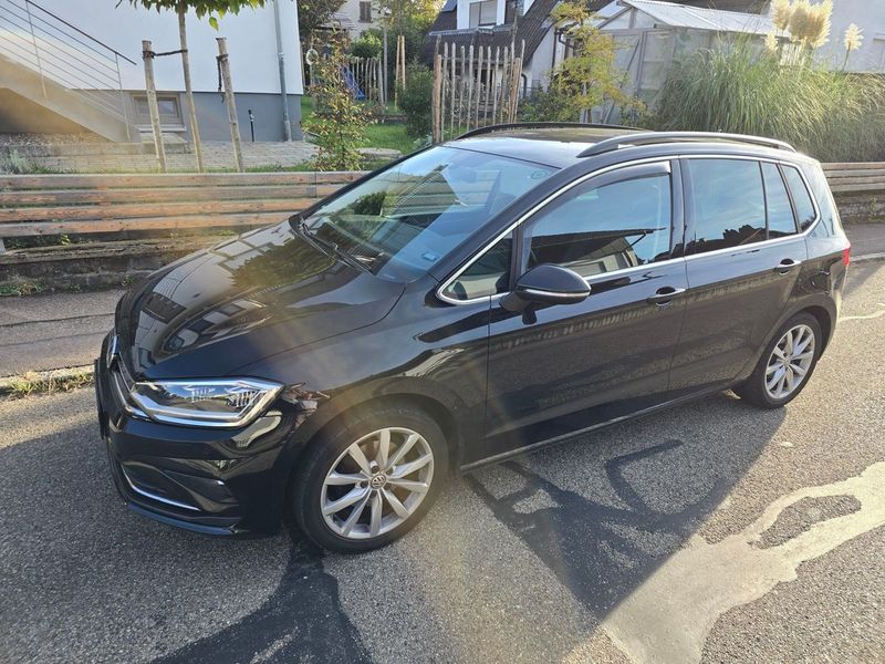 car Volkswagen Golf id334540 main photo