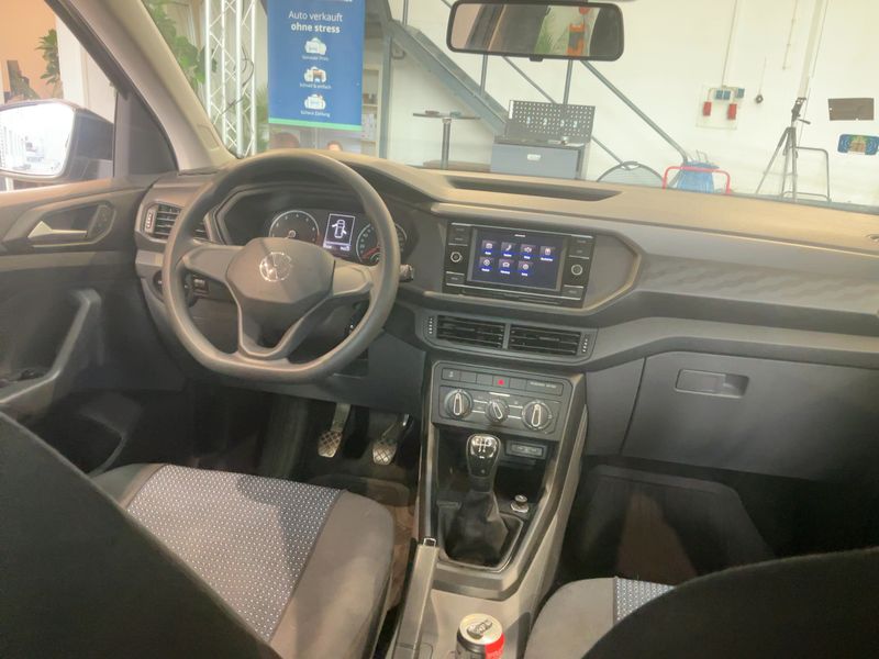 car Volkswagen T-Cross id334541 photo #12