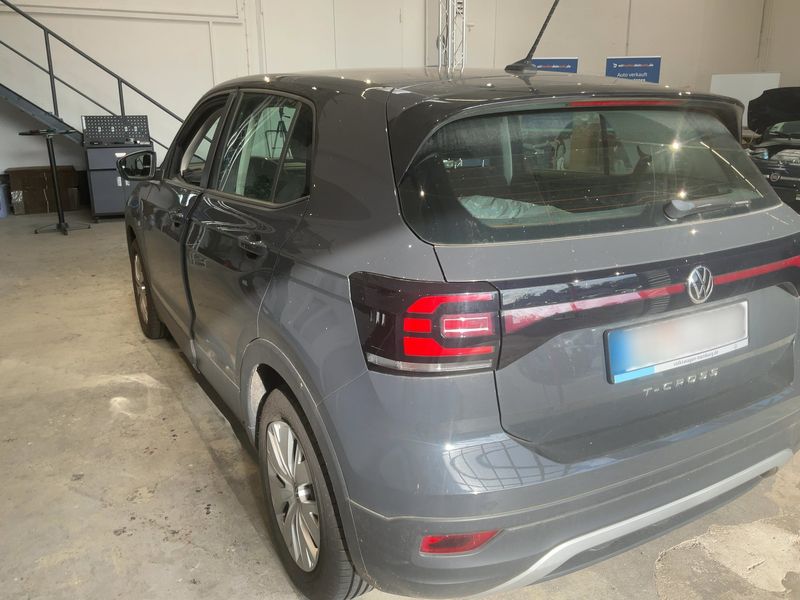 car Volkswagen T-Cross id334541 photo #3