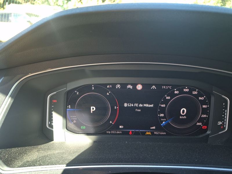 car Volkswagen Tiguan id334548 photo #5