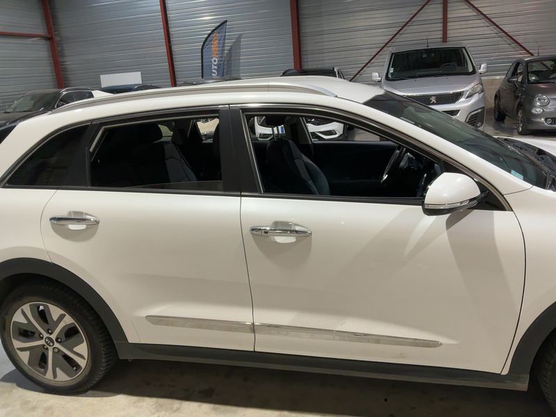 car KIA Niro id334709 photo #7
