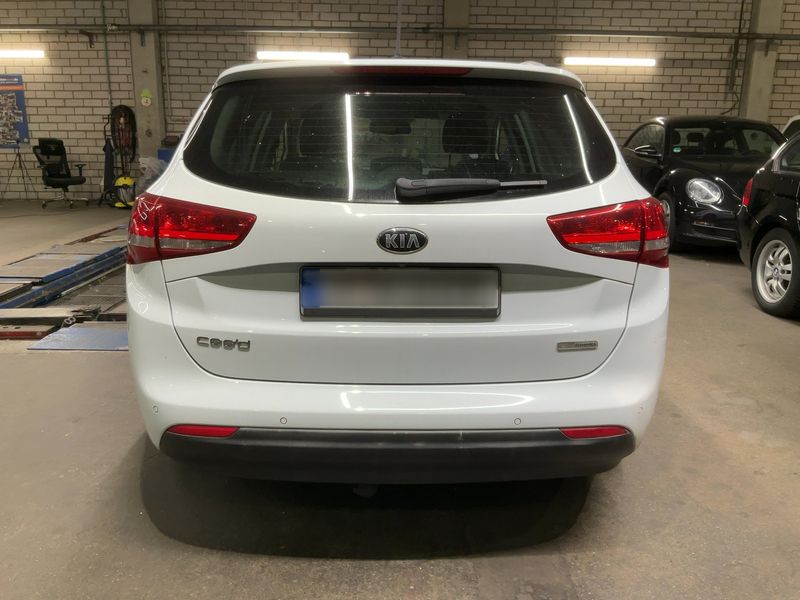 car KIA Ceed id334732 photo #5
