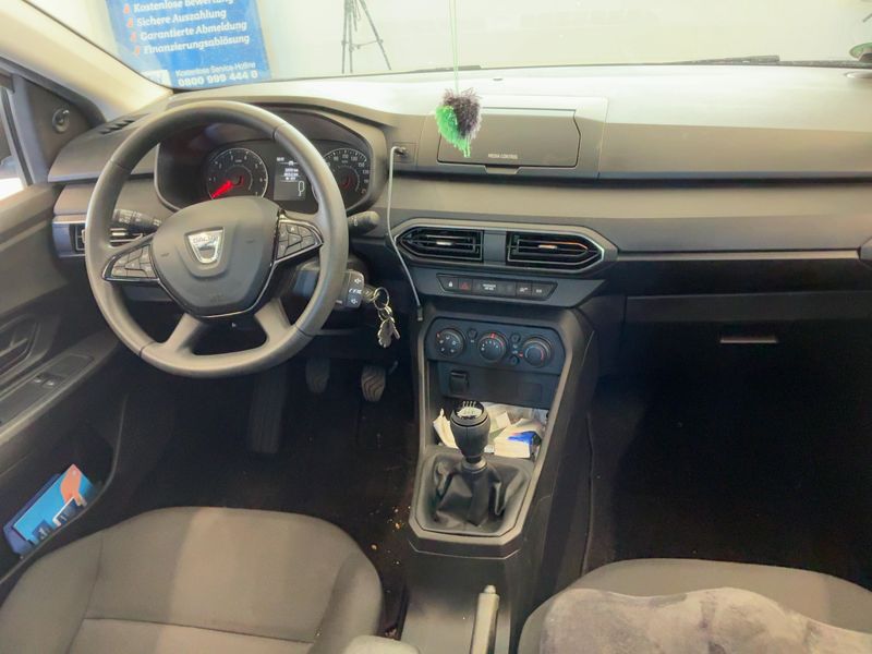 car Dacia Sandero id334755 photo #12