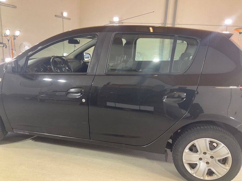 car Dacia Sandero id334836 photo #4
