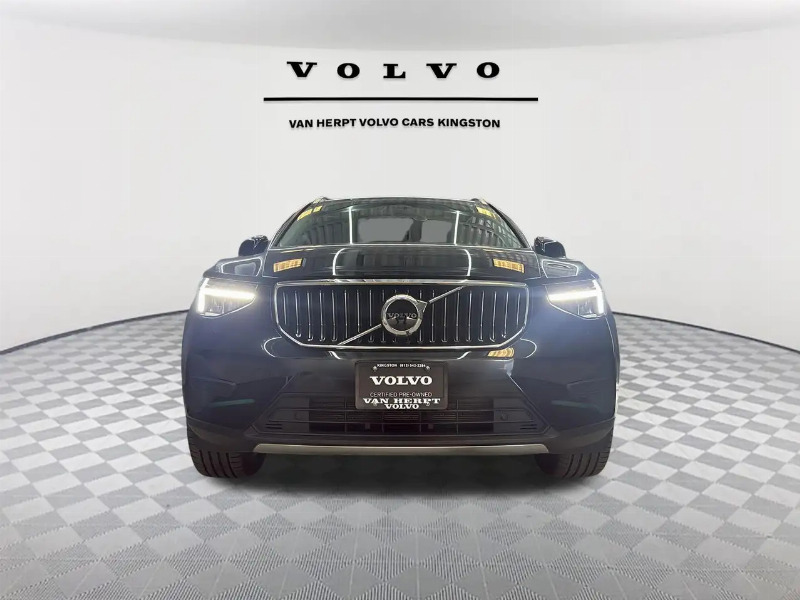 car Volvo XC40 id335039 photo #8