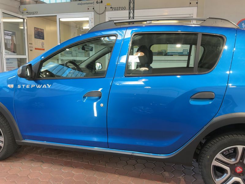 car Dacia Sandero id335056 photo #4