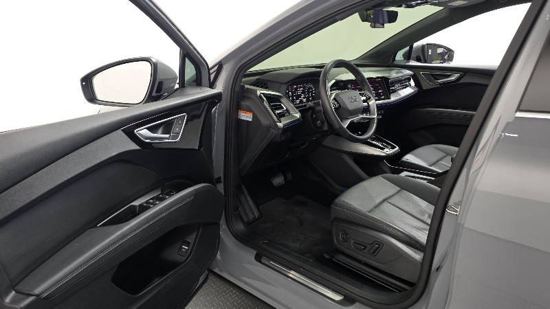 car Audi Q4 e-tron id335089 photo #10