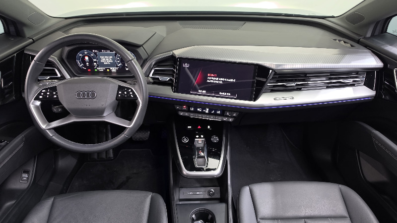 car Audi Q4 e-tron id335089 photo #7