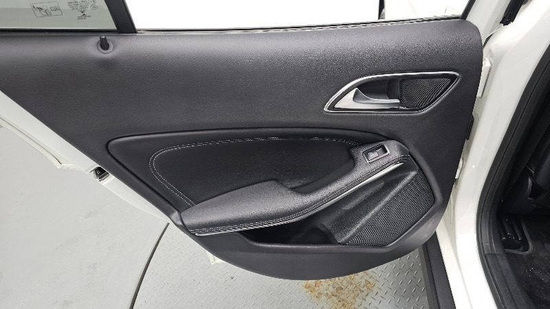 car Mercedes GLA id335663 photo #25