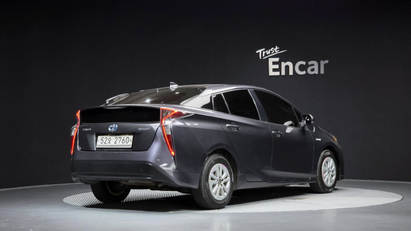 car Toyota Prius id335694 photo #2