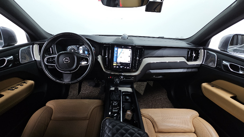 car Volvo XC60 id335893 photo #7