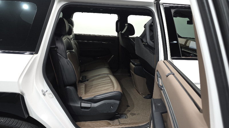 car KIA EV9 id335922 photo #12