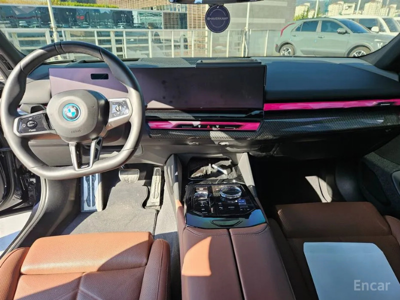 car BMW i5 id335987 photo #7