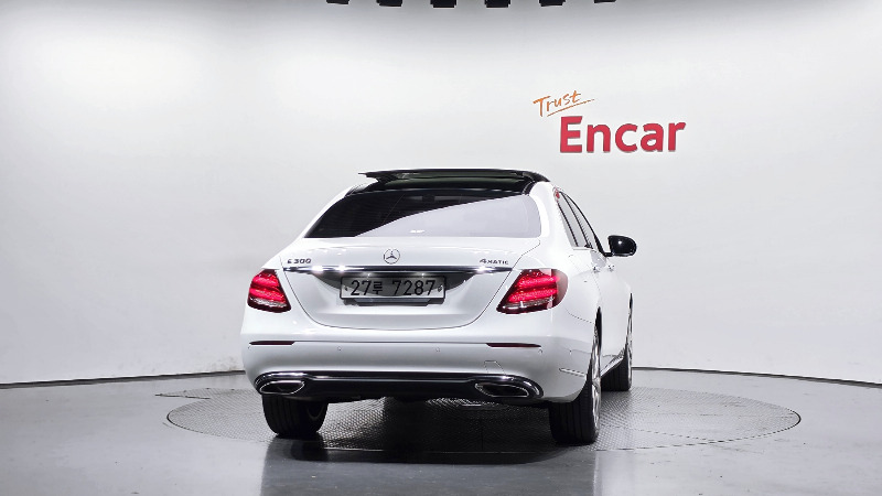 car Mercedes E-Class id336088 photo #4