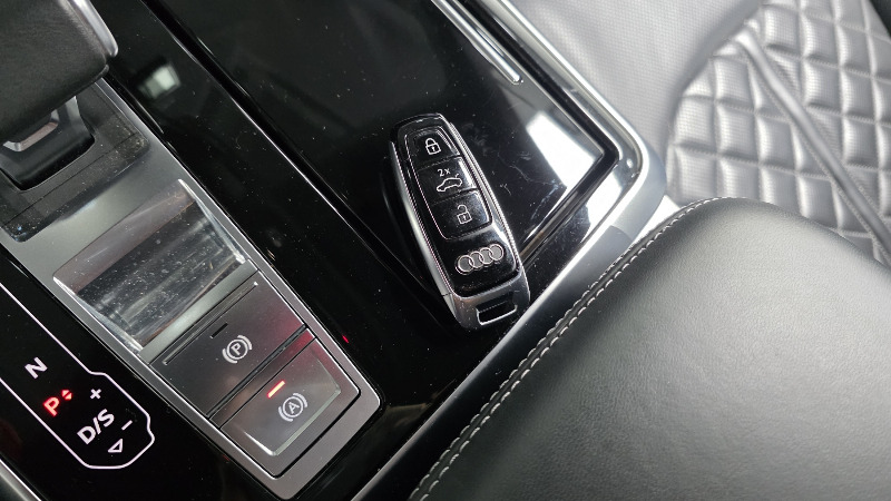 car Audi Q8 id336429 photo #27