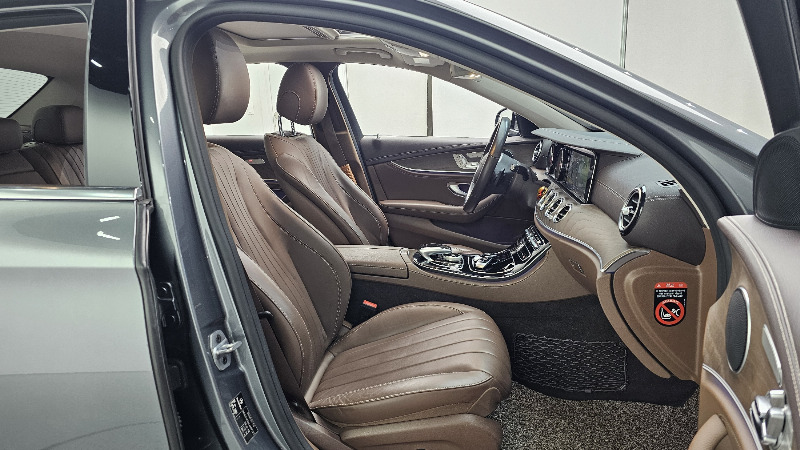 car Mercedes E-Class id336479 photo #26