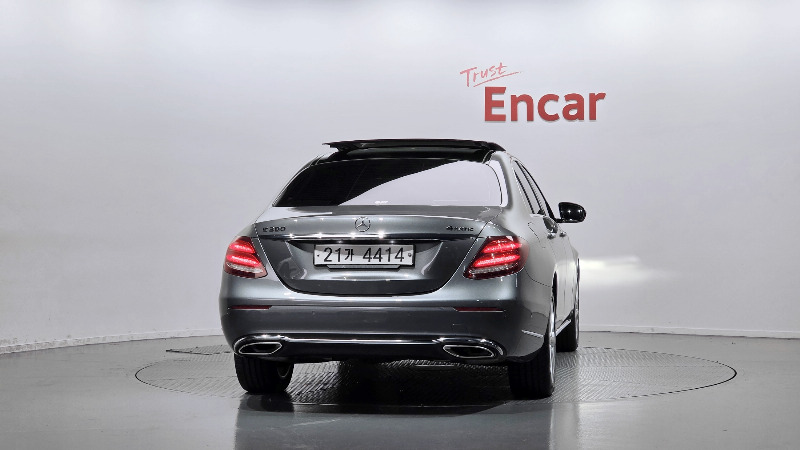 car Mercedes E-Class id336817 photo #4