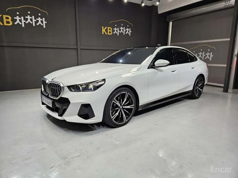 car BMW 5 Series id336896 main photo