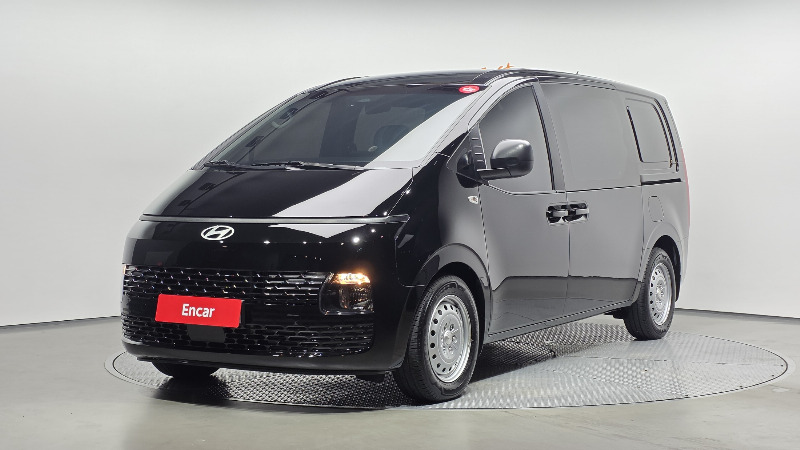 car Hyundai Staria id337242 main photo