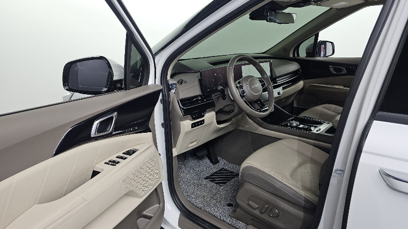 car KIA Carnival id337268 photo #10