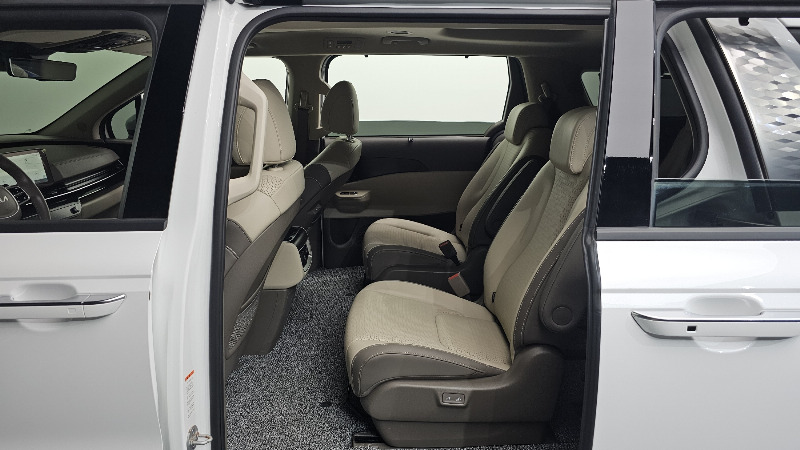 car KIA Carnival id337268 photo #11
