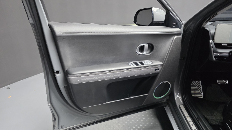 car Hyundai IONIQ 5 id337297 photo #24