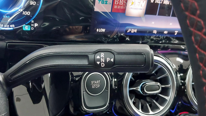 car Mercedes EQA id337517 photo #19