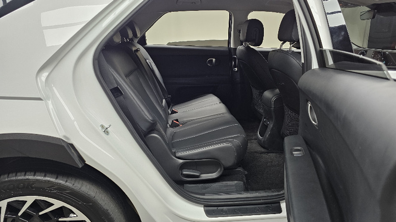 car Hyundai IONIQ 5 id337642 photo #11