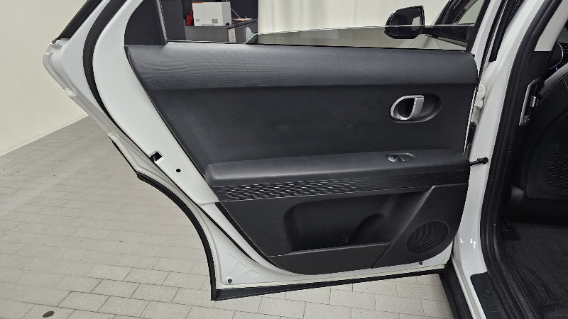 car Hyundai IONIQ 5 id337642 photo #25