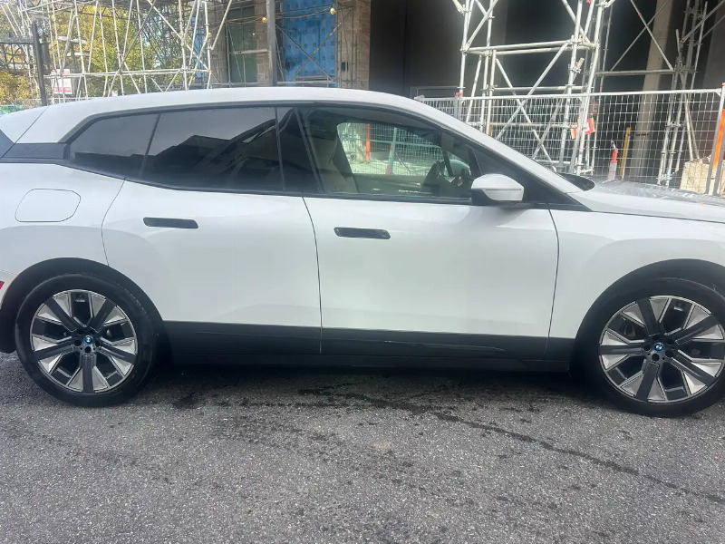 car BMW iX id337678 photo #3