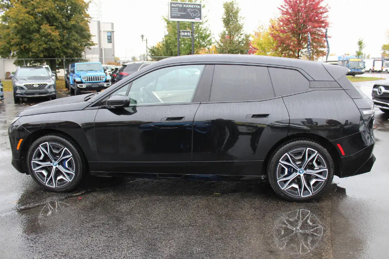 car BMW iX id337705 photo #6