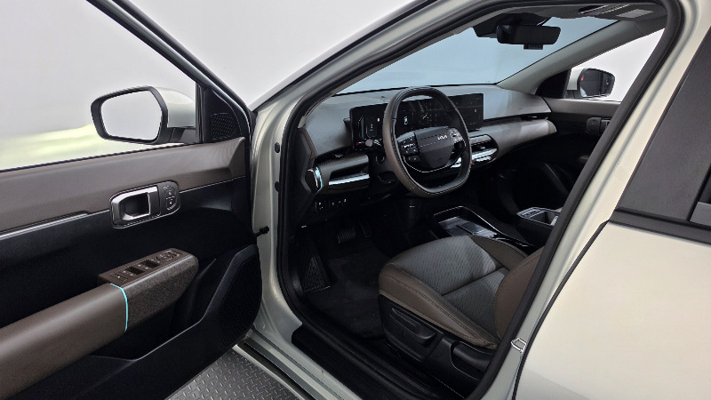 car KIA EV4 id337713 photo #10