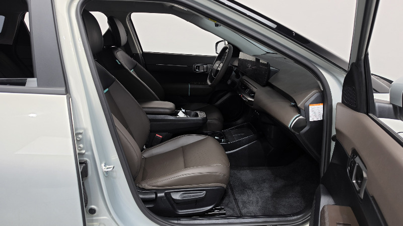car KIA EV4 id337713 photo #26