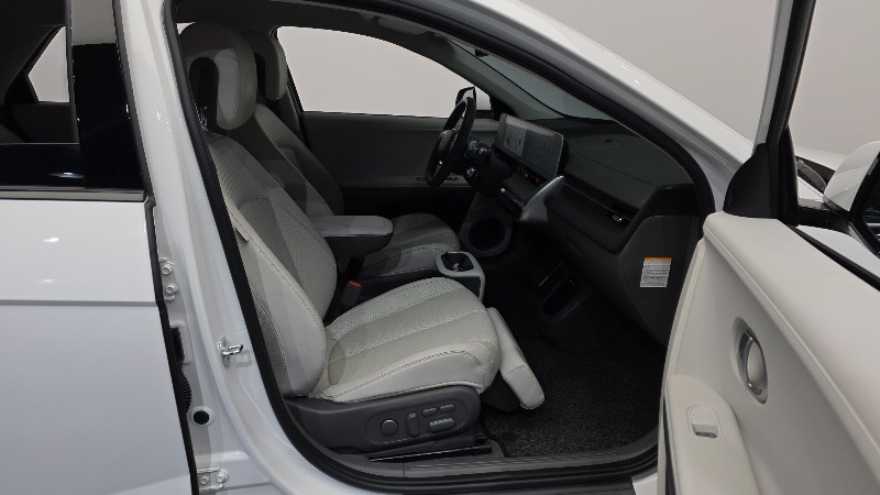 car Hyundai IONIQ 5 id337769 photo #11
