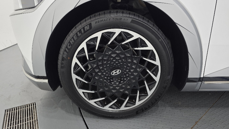 car Hyundai IONIQ 5 id337769 photo #5