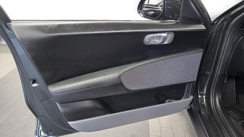 car Hyundai IONIQ 6 id337796 photo #24
