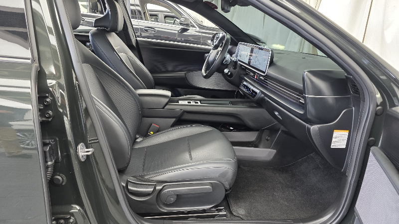 car Hyundai IONIQ 6 id337796 photo #26