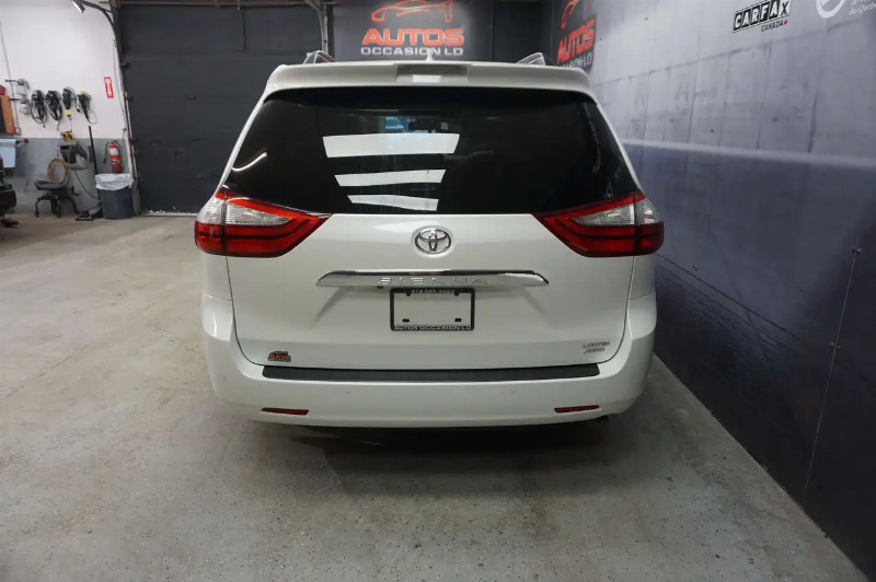 car Toyota Sienna id338440 photo #11