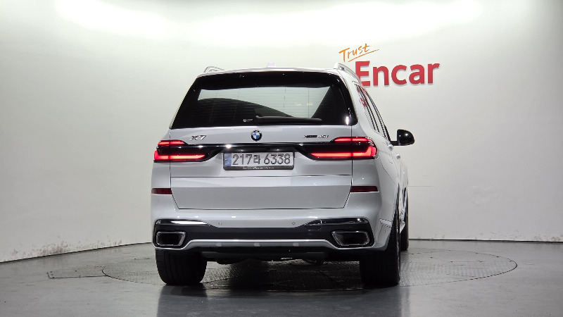 car BMW X7 id338523 photo #4