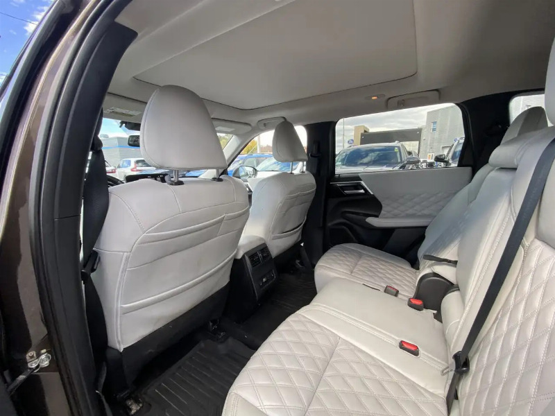 car Mitsubishi Outlander id338762 photo #14