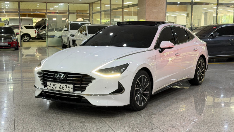 car Hyundai Sonata id338947 main photo