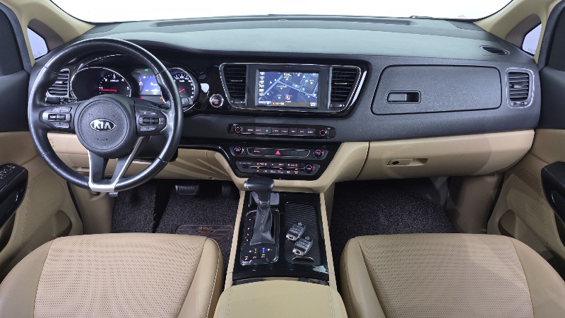 car KIA Carnival id338963 photo #7