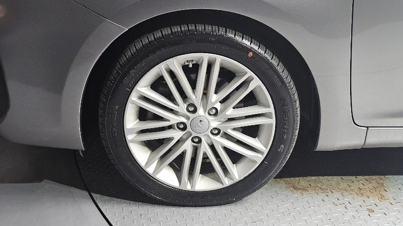 car KIA Carens id338964 photo #5