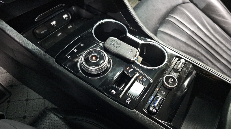 car KIA K5 id339082 photo #9