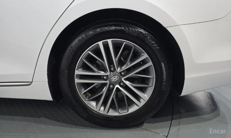 car Hyundai Grandeur id339148 photo #21