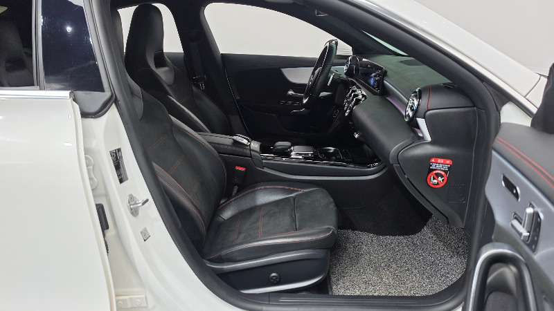 car Mercedes CLA id339522 photo #11