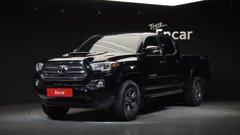 car Toyota Tacoma id339655 main photo