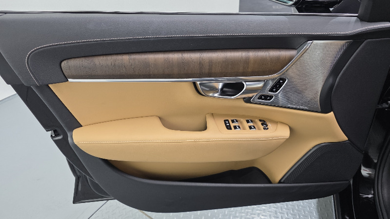 car Volvo S90 id339864 photo #24